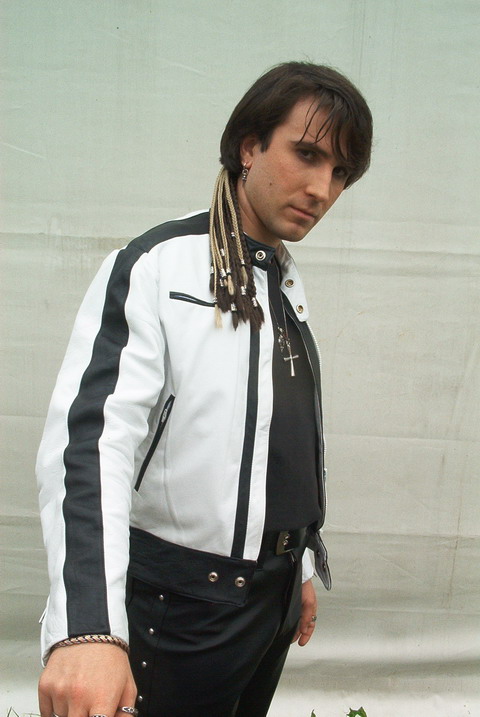 luc04090.jpg
