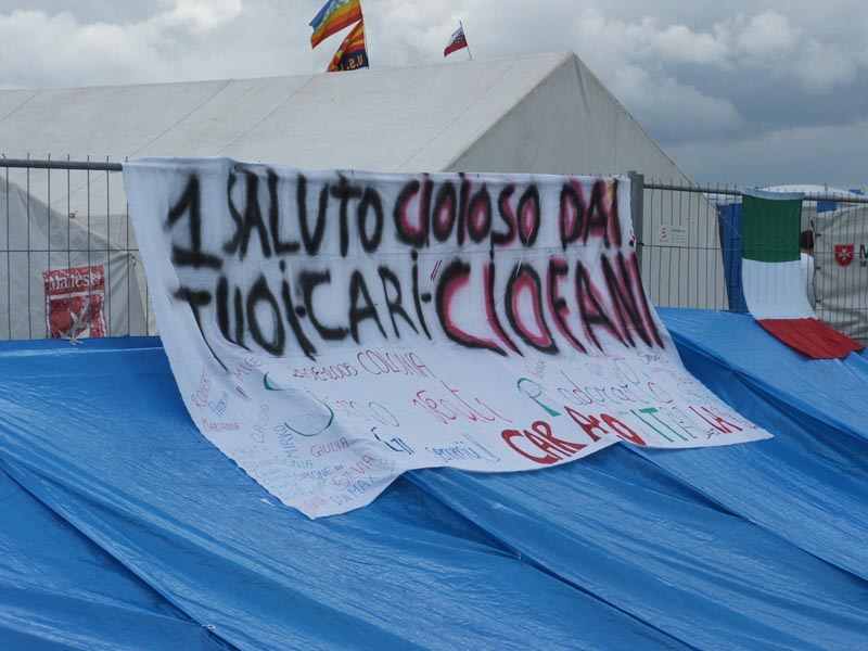 146 striscione marienfeld.JPG