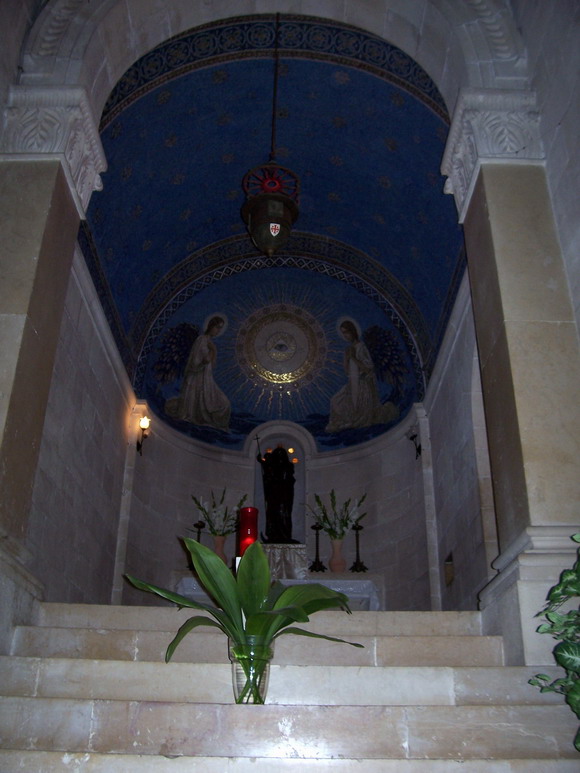 isra084.jpg