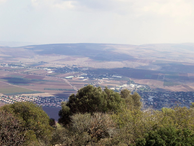 isra090.jpg