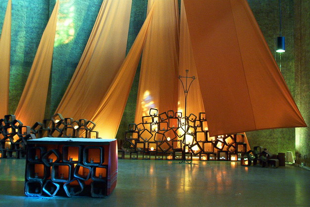 tainov05095.jpg