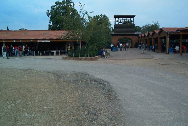 tai4s003.JPG